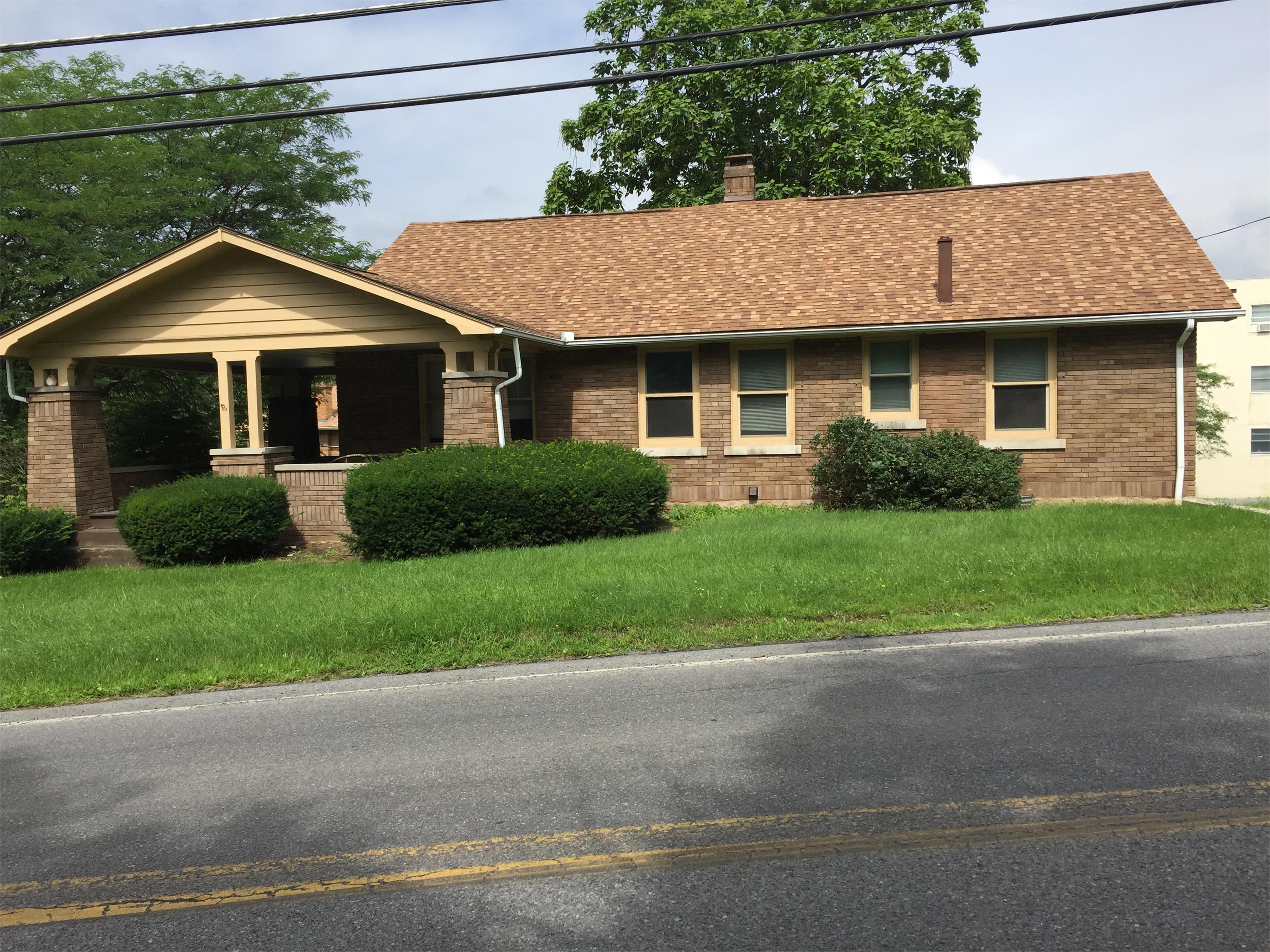 2700 Wehnwood Road - P